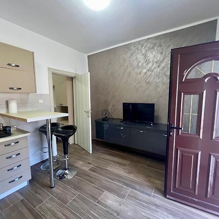 My Roots Apartment Kotor Exterior photo