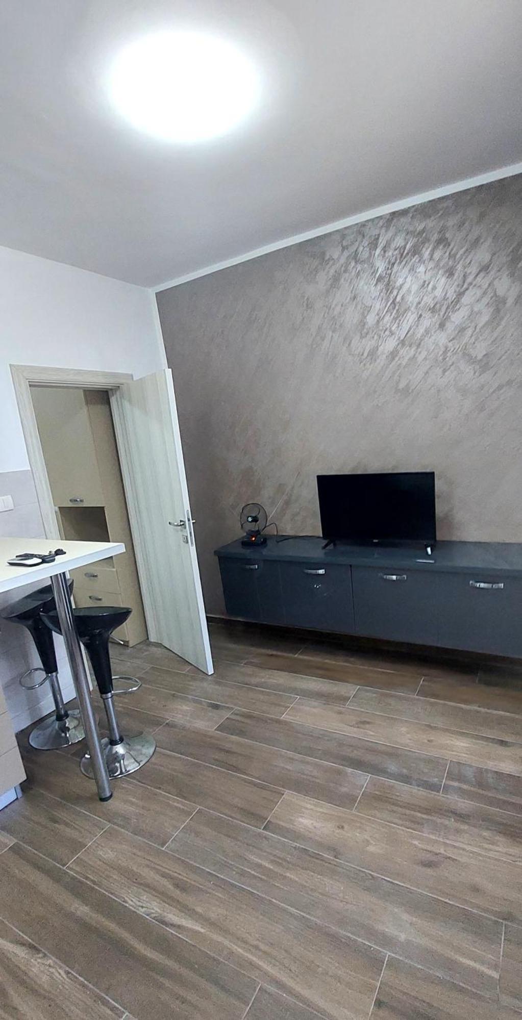 My Roots Apartment Kotor Exterior photo