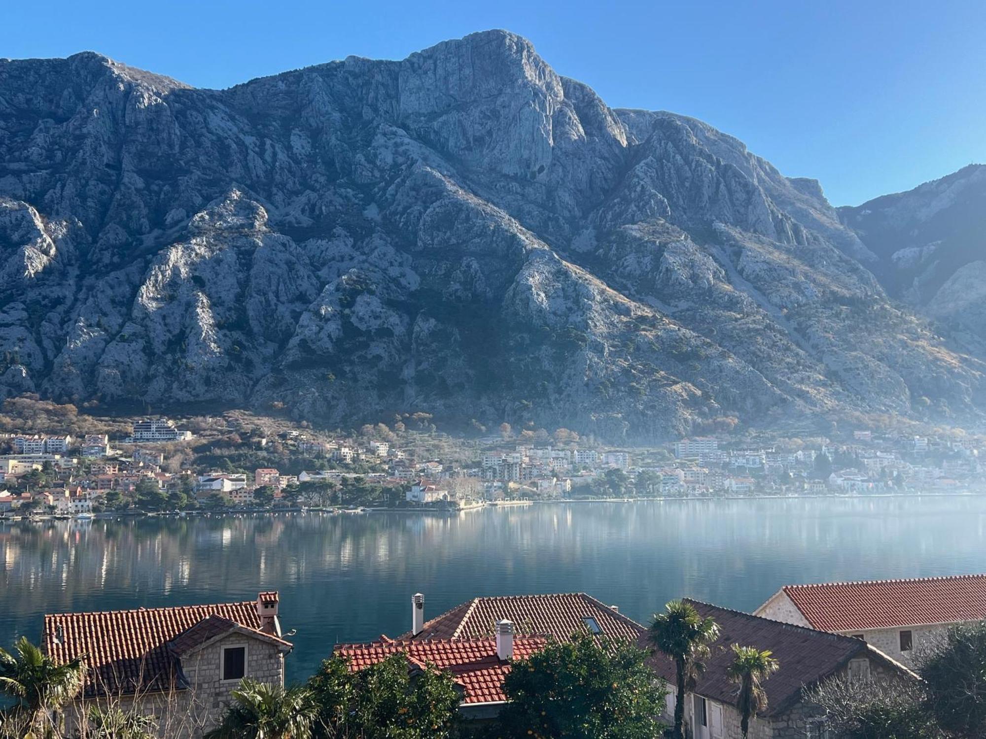 My Roots Apartment Kotor Exterior photo
