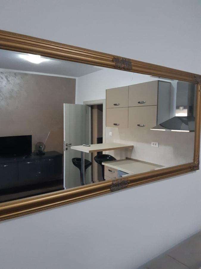 My Roots Apartment Kotor Exterior photo